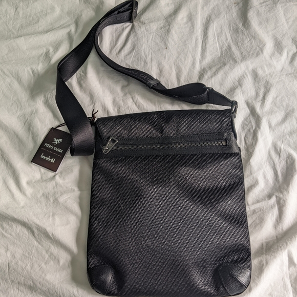 Piero Guidi Messenger Bag - Picture 3 of 5